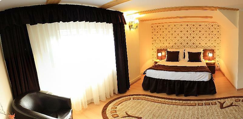 Cristina Rasnov Hotel Exterior photo